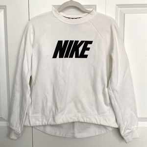 White Nike sweatshirt with trim detailing